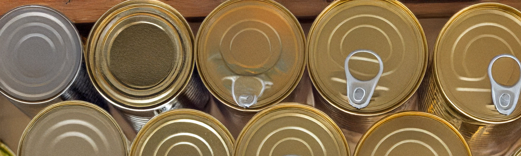 Top View of Ring Pull Tin Cans